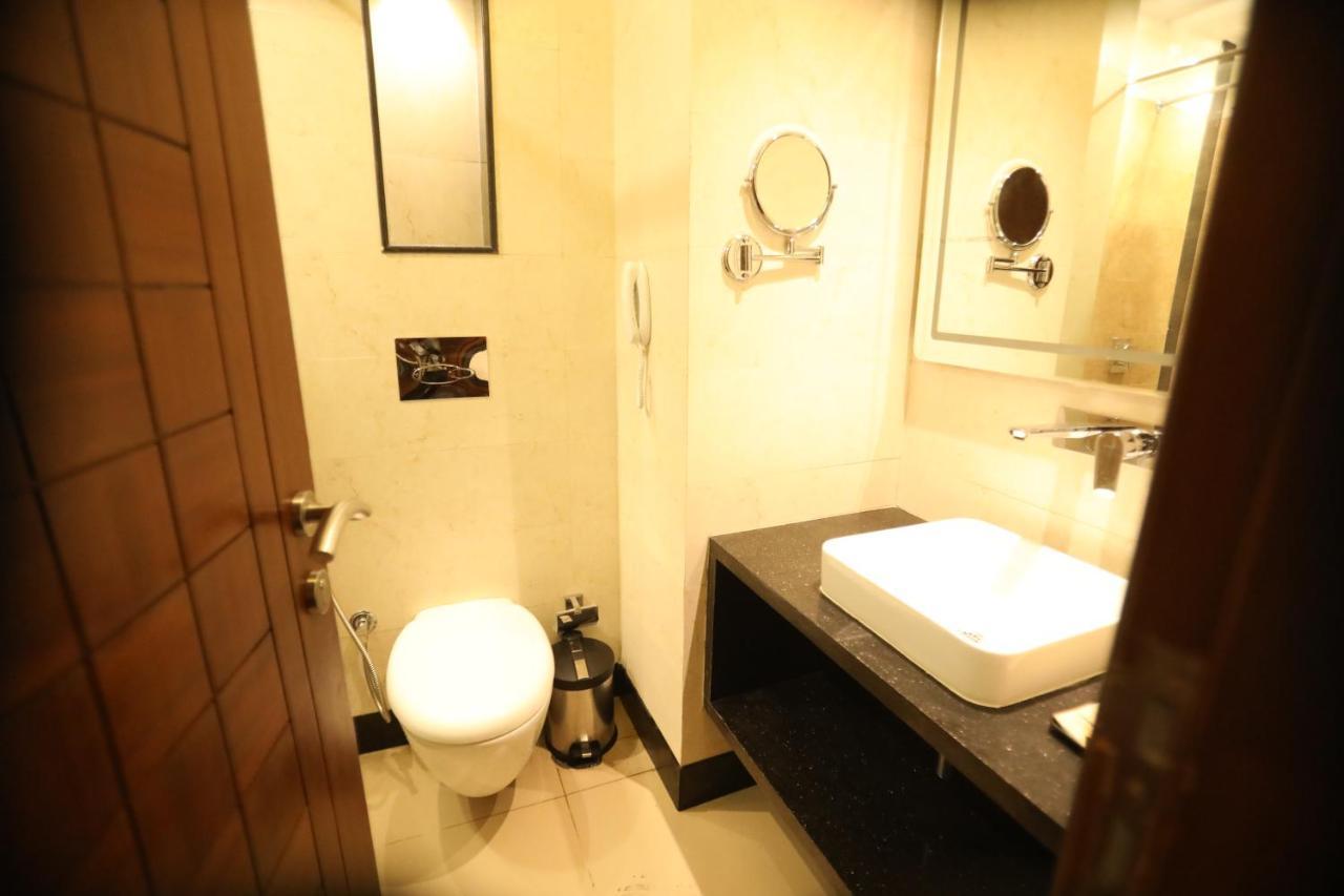 The Pinnacle Inn Sarnath Bénarès Extérieur photo