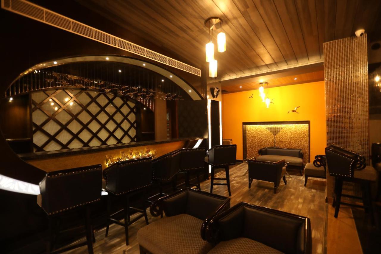 The Pinnacle Inn Sarnath Bénarès Extérieur photo